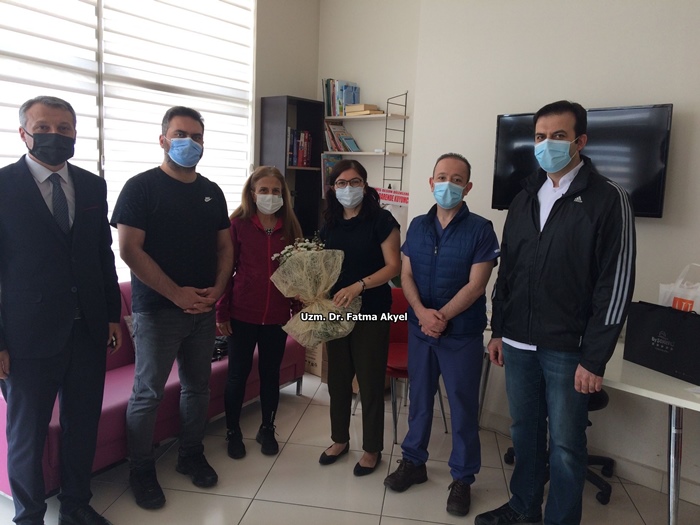 Anadolu Hastanesi’nden Dr. Fatma Akyel’e geçmiş olsun ziyareti